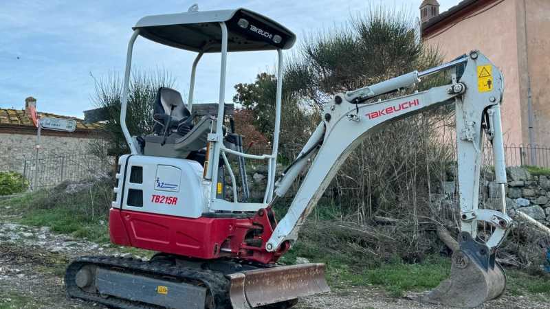 OmecoHub - TAKEUCHI TB215R